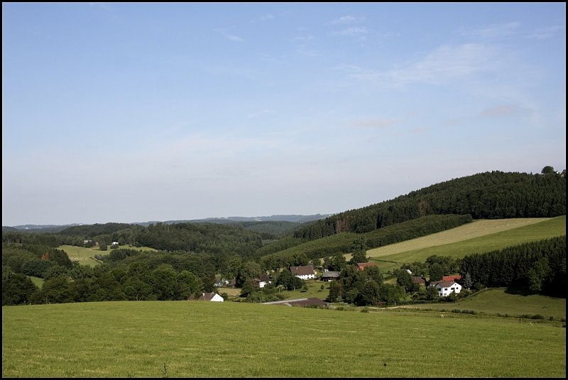 Das Sauerland. Aufgenommen bei Ldenscheid. (14.06.2009)