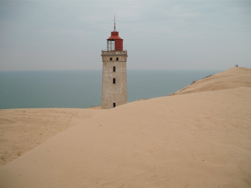 Der alte Leuchtturm  Rubjerg Knude  bei Lonstrup mit Wanderdne.