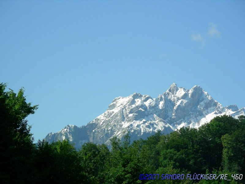 Der Pilatus mit Schnee berdeckt am Morgen des 30. Mai 2007.