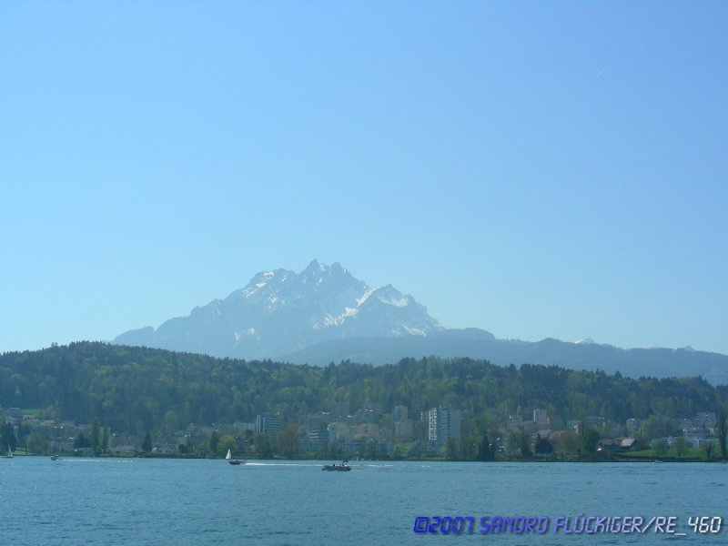 Der Pilatus vom Schiff aus gesehen am 15. April 2007.