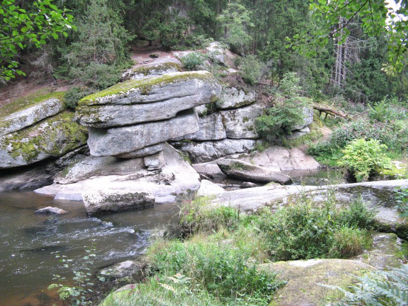 Der Tischstein im Waldnaabtal zwischen Falkenberg und Windischeschenbach