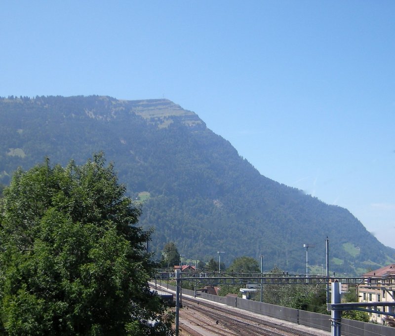 Die Knigin der Berge vom Bahnhof der Rigi-Bahn in Arth-Goldau aus gesehen am 04.08.07.