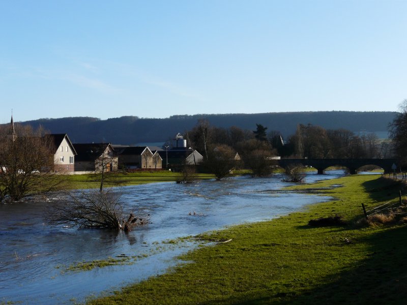 Die Sauer bei Erpeldange/Ettelbrck (Luxemburg) war etwas ber die Ufer getreten nach den heftigen Regenfllen einige Tage zuvor. 13.01.08