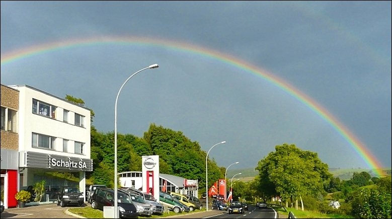 Dieser schne Regenbogen habe ich am 17.08.08 in der Nhe von Ettelbrck fotografiert. (Jeanny) 