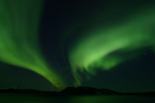 Ein Polarlicht ber den Presteidfjorden bei Srkil / Norwegen am 25.10.2005. 68,08' ; 01554'
