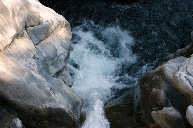 Ein Wasserfall im Valle Maggia.
(September 2009)