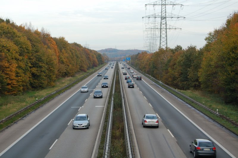 Eine der Verkehrsadern durch´s Ruhrgebiet, die A 43 zwischen
Kemnader See und Witten-Herbede