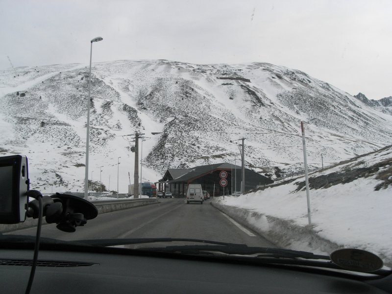 ENCAMP (Andorra), 12.03.2008, an der Grenze zu Frankreich