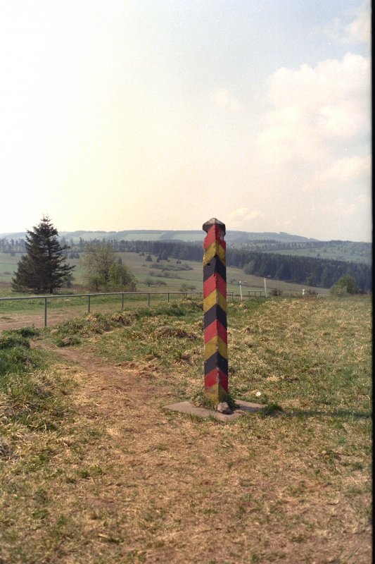 Grenzlandschaft in der Rhn, nach der Wende um 1990

Deutschland/Thringen/Rhn