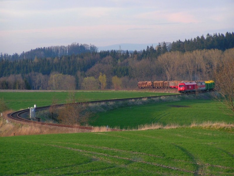 Idyllische Nebenbahnstrecke (Hausruckbahn) anlsslich einer Gtrzugumleitung; 080411