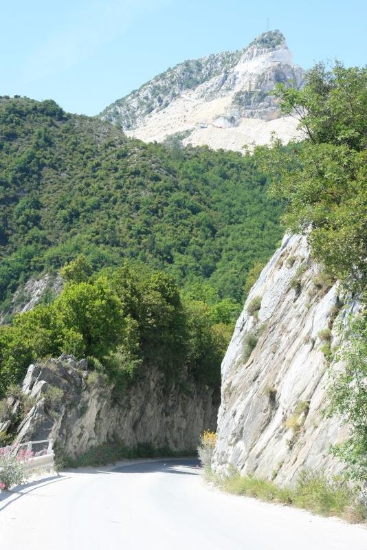 Inmitten des Marmors. Strae durch die Cave di Carrara.