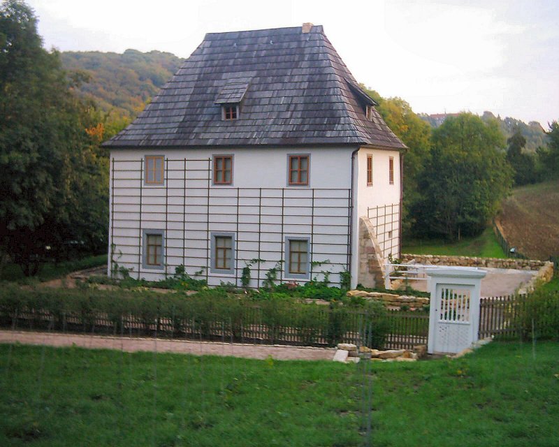 Kopie von Goethes Gartenhuschen (Original steht ja in Weimar) in Bad Sulza, Aufnahme um 1999

Bitte Kategorie  Deutschland/Thringen/Entlang der Ilm
einrichten. Danke !