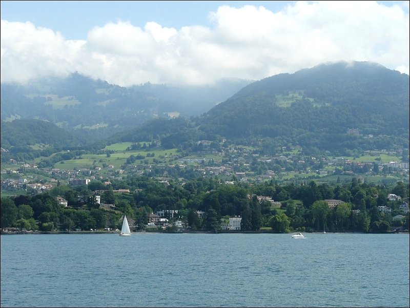 Landschaft am Genfer See fotografiert am 02.08.08. (Jeanny)