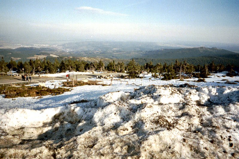 Letzter Schnee auf dem Brocken im Frhjahr 2005