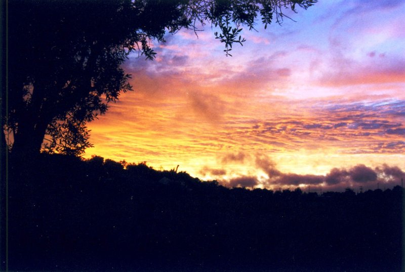 MEXILHOEIRA GRANDE, 22.09.1999, Sonnenuntergang in Alcalar -- Foto eingescannt
