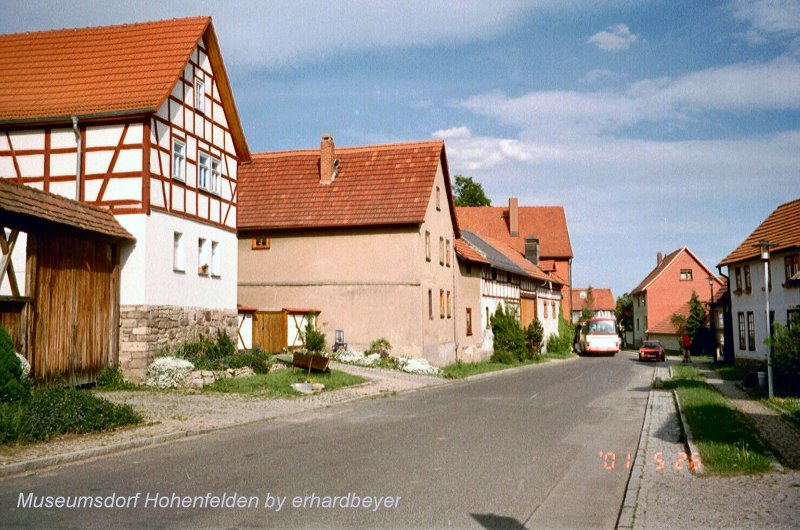 Museumsdorf Hohenfelden bei Erfurt mit Bus nach Erfurt