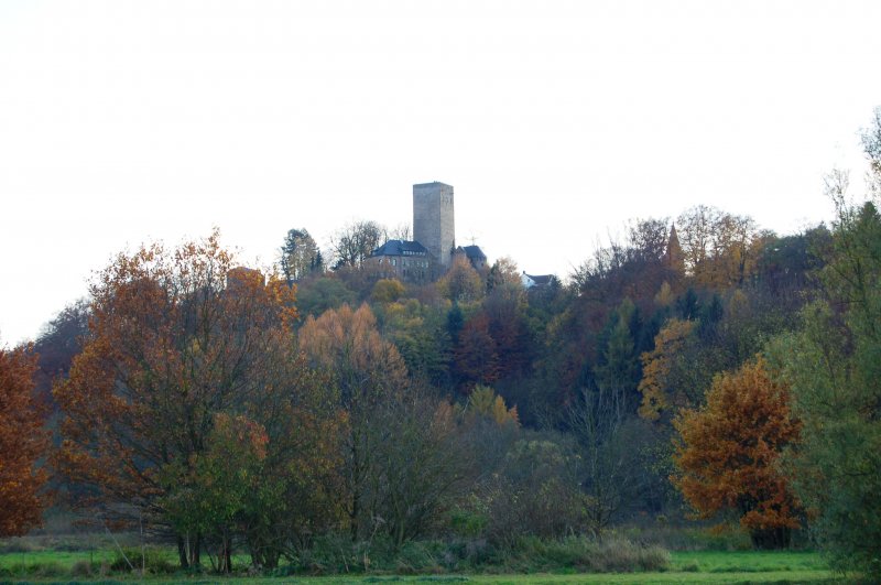 Noch einmal Burg Blankenstein / Hattingen, von der gegenberliegenden Ruhrseite aufgenommen.