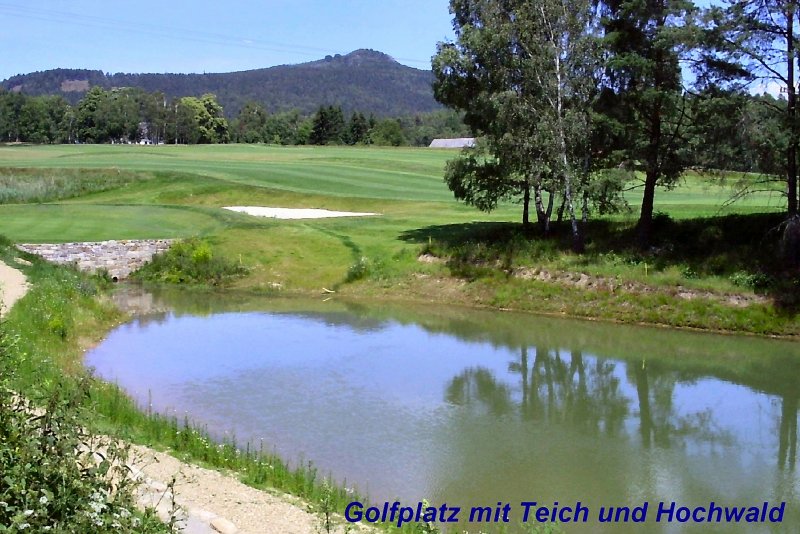 Nordbhmen, Blick zum Hochwald-Gipfel (Zittauer Gebirge),
2004