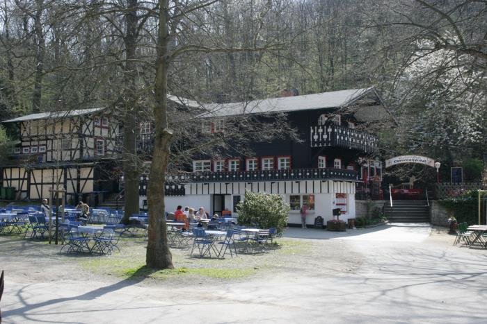 Nr. 32 - Gasthaus Christianental. Das Gasthaus Christianental liegt im Wildpark Wernigerode.
