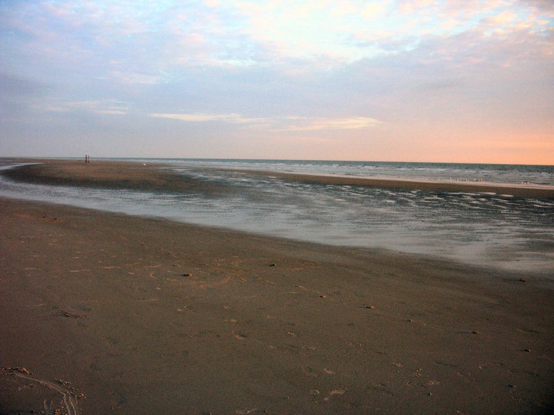 Sand und Wasser, an der Nordsee bei St.Peter-Ording, Juli 2003
