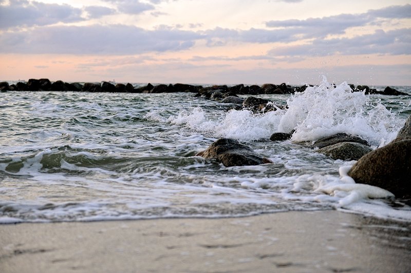 Sonnenuntergang am Strand von Heidkate am Ende eines strmischen Tages.
Frhjahr 2009.