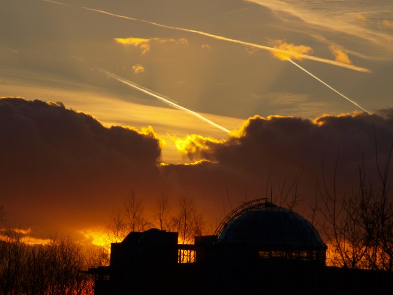 Sonnenuntergang hinter dem Aachener Klinikum