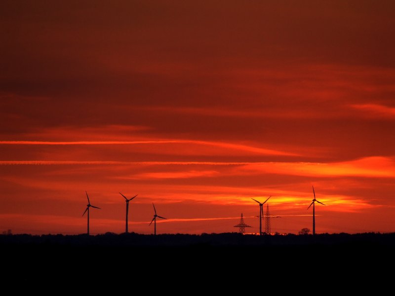 Sonnenuntergang nahe Groefehn-Timmel im Mai 2008