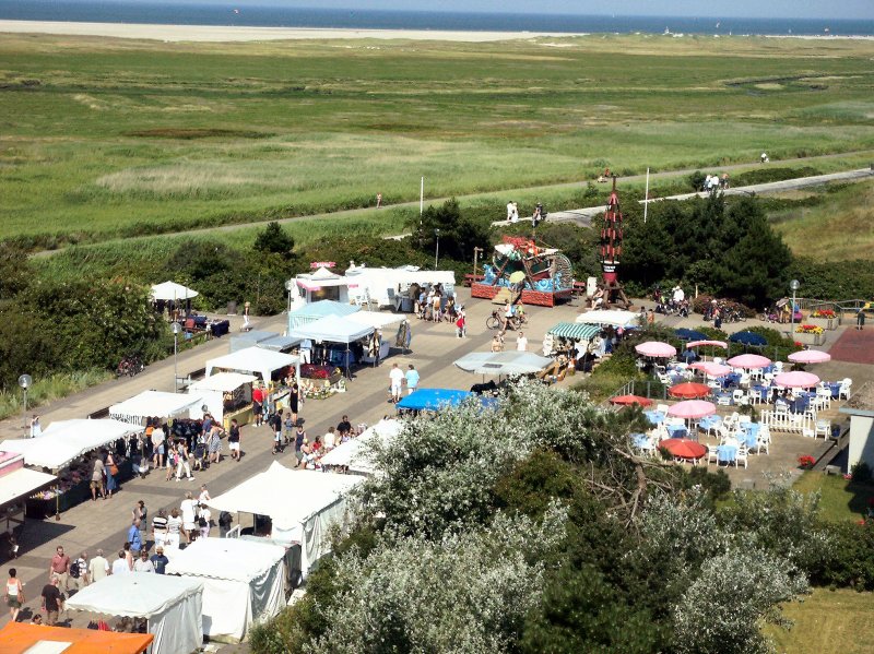 St. peter-Ording, Blick ber die Verkaufsbuden hin zur Nordsee, Sommer 2003