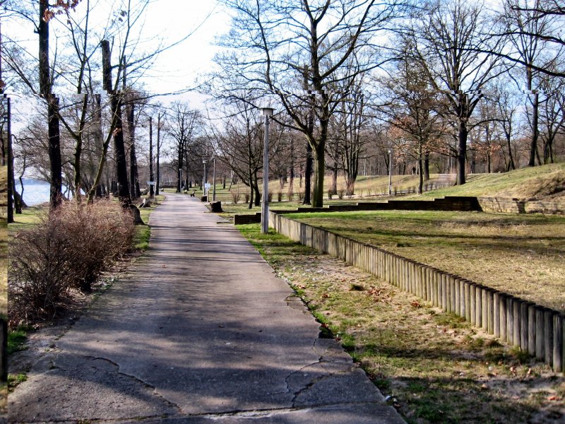 Strandbad Rahnsdorf am Mggelsee, Weg zum FKK, Mrz 2007