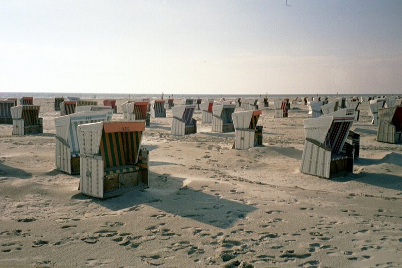Strandkrbe bei St. Peter-Ording, 2003