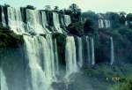 Die Iguazu Wasserfälle an der Grenze von Argentinien und Brasilien im März 1992