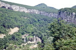 Kloster Dryanovo im Flusstal Andacht in Zentralbulgarien. Bild vom Dia. Aufnahme: Juni 1992.