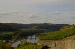 Blick  von der Burg Hornberg auf das Neckartal bei Neckarzimmern.