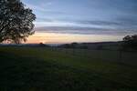 Zur blauen Stunde machte ich diese Aufnahme vom Sonnenuntergang überm kleinen Odenwald.