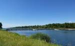 Rheinlandschaft mit Stauwehr bei Rust, Juli 2014