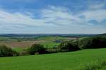 Blick vom Hohenkarpfen/Schwbische Alb ber die Landschaft der Baar, am Horizont der Schwarzwald, Sept.2011