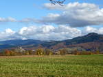 Herbst in der Rheinebene, Blick von Sdwest auf Staufen und den Schwarzwald, Nov.2015