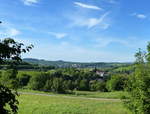 Blick ins Bleichtal mit der Ortschaft Nordweil, in der Vorbergzone des Schwarzwaldes gelegen, Juli 2017