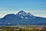 Die Berge Hohenstaufen und Zwiesel bei Bad Reichenhall von der Festung Hohensalzburg aufgenommen - 25.04.2012