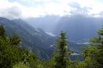 Die Berchtesgadener Alpen und das Königssee vom Kehlsteinhaus aus gesehen.