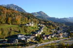 15. Oktober 2017: Blick über Berchtesgaden auf Hohes Brett und Jenner.