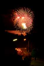 Hochfeuerwerk nach dem Triathlon in Roth am 8.