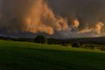 Weltuntergangsstimmung im Bayerischen Wald (Bild 3): die letzten Minuten vor einem starken Gewitter mit Hagel am 11.05.2014.