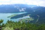 Blick vom Herzogstand in Richtung Walchensee und Wallgau am 27.7.2010