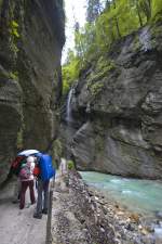 Partnachklamm - Die grünlich schimmernde Partnach, die sich am Ende der Klamm zu einem Fluss ausweitet und das Tal durchrinnt.