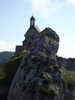 Wendelsteinkirche auf der Schwaigerwand trotzt seit 1889 hier jedem Wind und Wetter und gilt als die hchst gelegene konsekrierte Kirche Deutschlands.