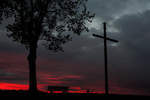 Abendstimmung mit einem Wegkreuz in Großschlattengrün, 18.11.2018