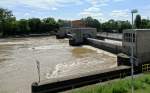 Die Main-Schleuse von Schweinfurt bei Hochwasser. Aufgenommen am 4.Juni 2013.