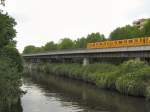 Berlin, am Landwehrkanal mit U-Bahn,  Sommer 2007