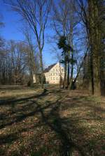 Gutspark Bomsdorf und Blick auf Gutshaus, 07.04.10